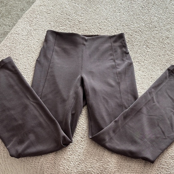 Lululemon Athletica Ribbed Softstreme Flared Leggings - Picture 4 of 6